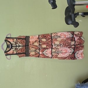 Ranna Gill Womans Maxi, Sleeveless Dress. Size 4